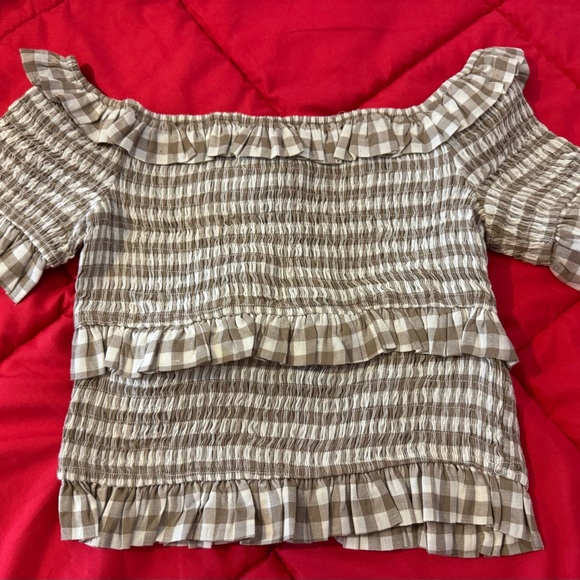 Moon River Checkered Ruffle Blouse - Picture 1 of 6